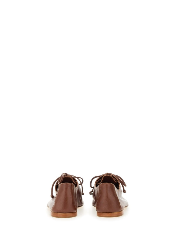 Puntera Leather Flat Shoes