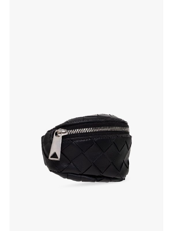 Intrecciato
  Leather Sleeve Pouch