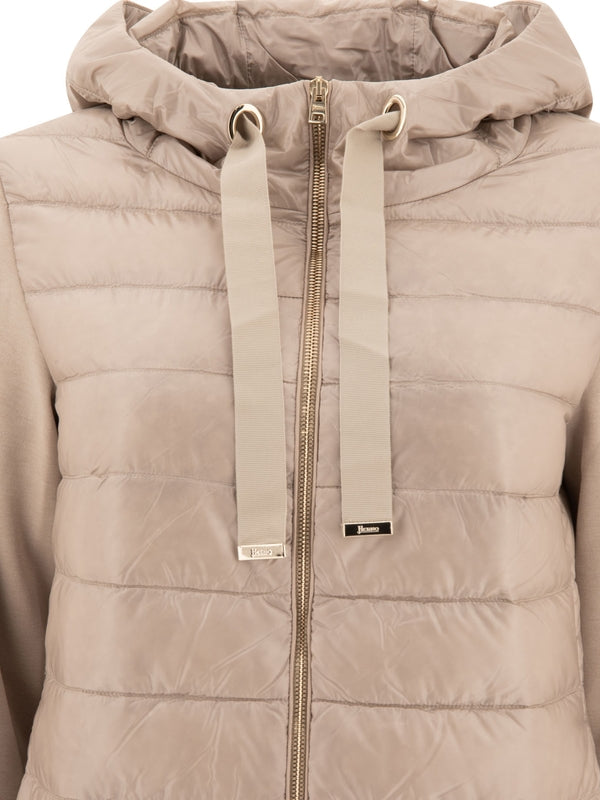 Yoga And Nylon Ultralight Hooded Padding