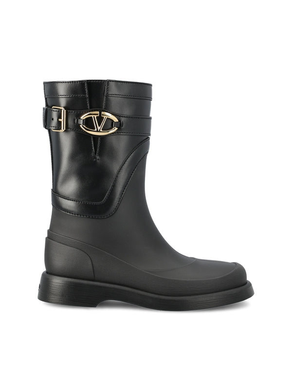 V Logo Leather Boots