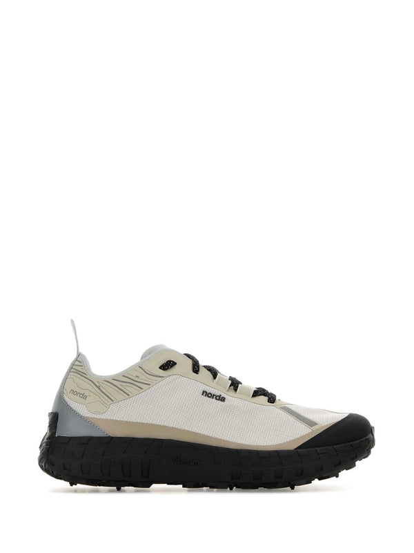 001 Runner Sneakers