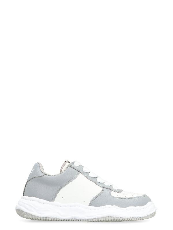 Wayne Low Top Sneakers