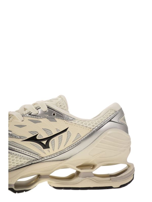 Mizuno Beige Low Top Sneakers