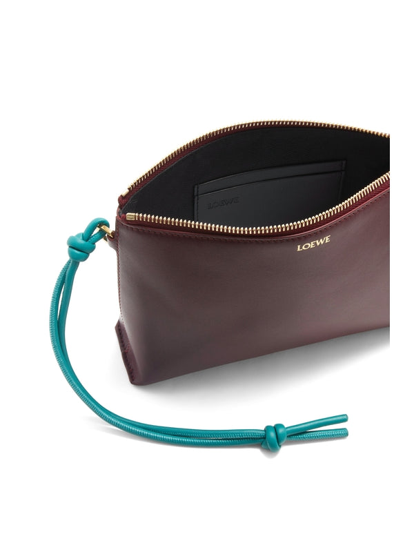Note T Leather Clutch Bag