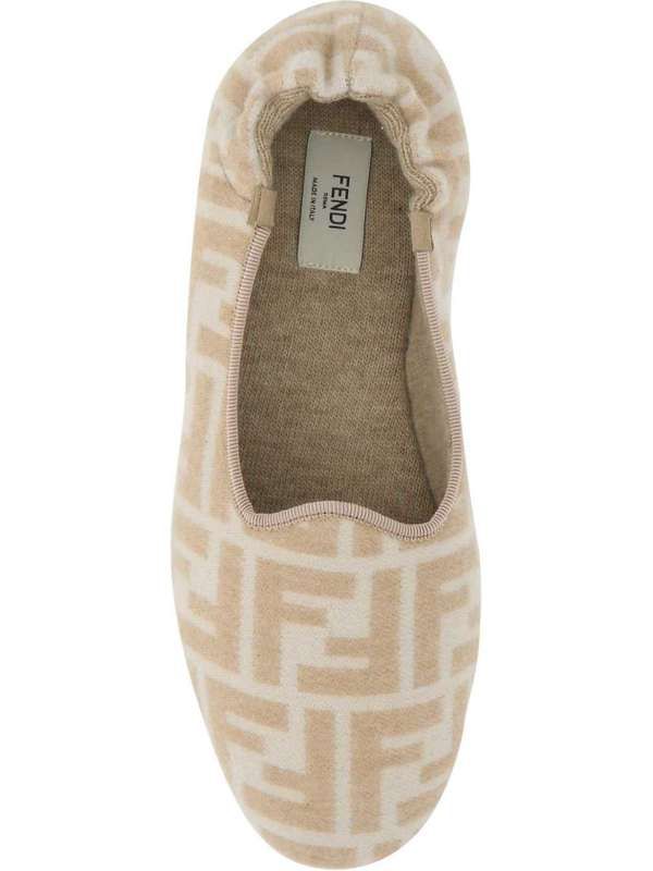 All-over FF Pattern Blanket Eye Mask Slipper Travel Set