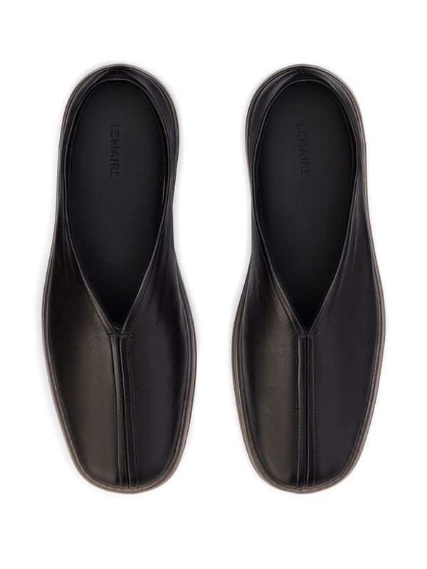 Chinese Square
  Toe Leather Loafer