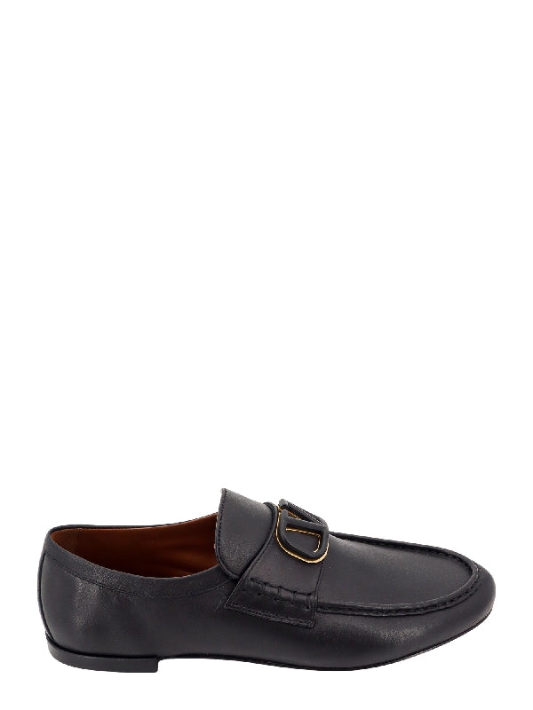 V Logo Signature Calfskin Loafer