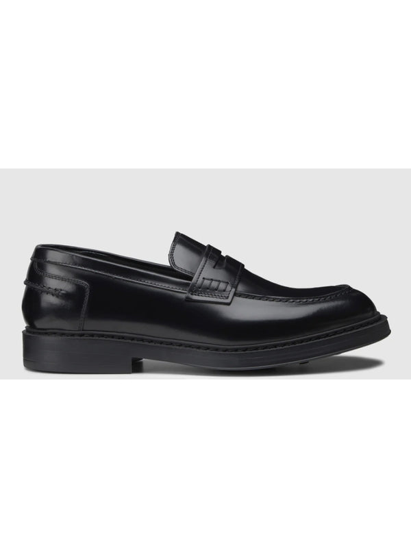Doucal'S Black Loafers