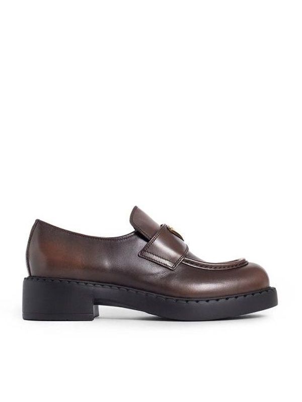 Triangular Logo Leather Loafers