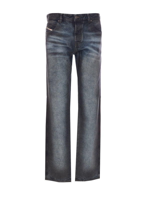 Back Logo Patch Washing Denim Pants