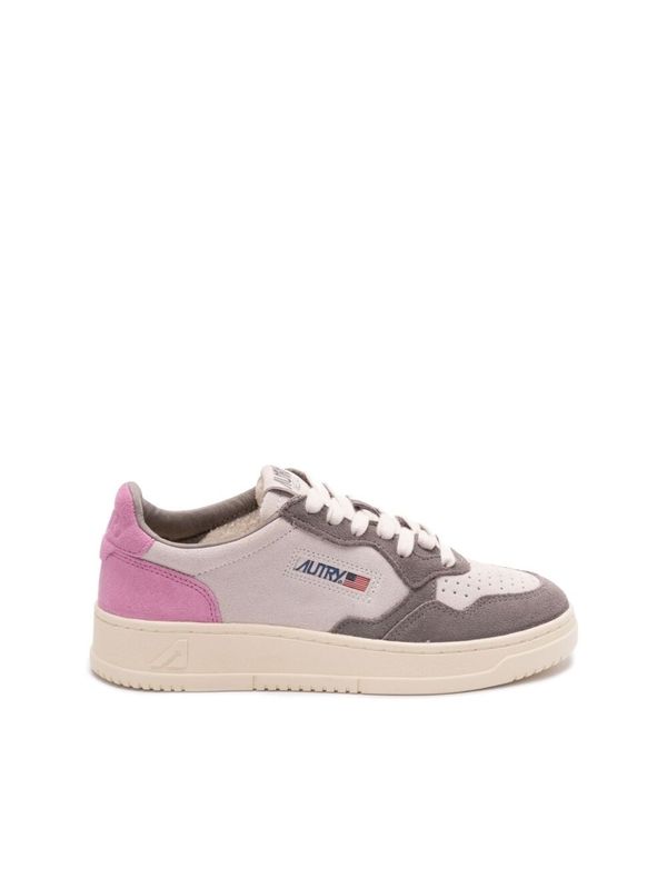 Medalist Lowtop Sneakers