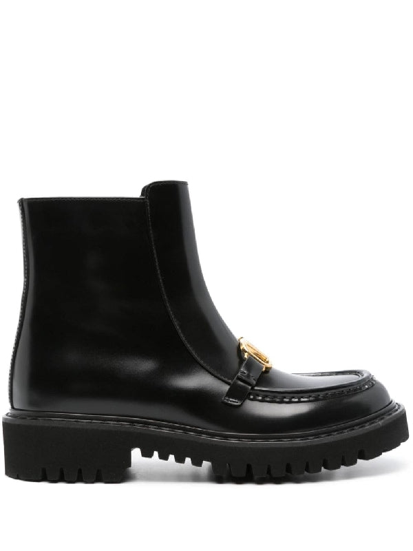 V Logo Leather Chelsea
  Boots