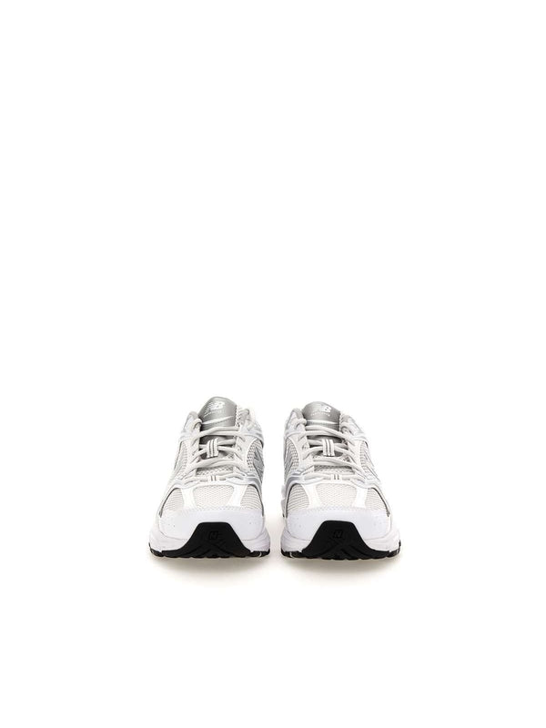 530 Low-Top Sneakers