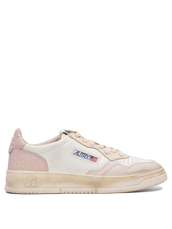 Super Vintage Medalist Low-top Sneakers