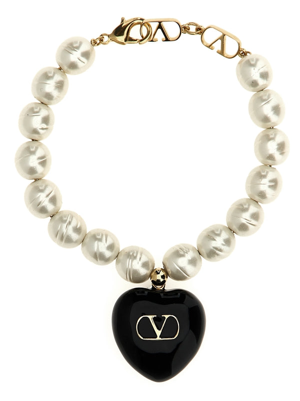 V Logo Heart
  Detail Pearl Necklace