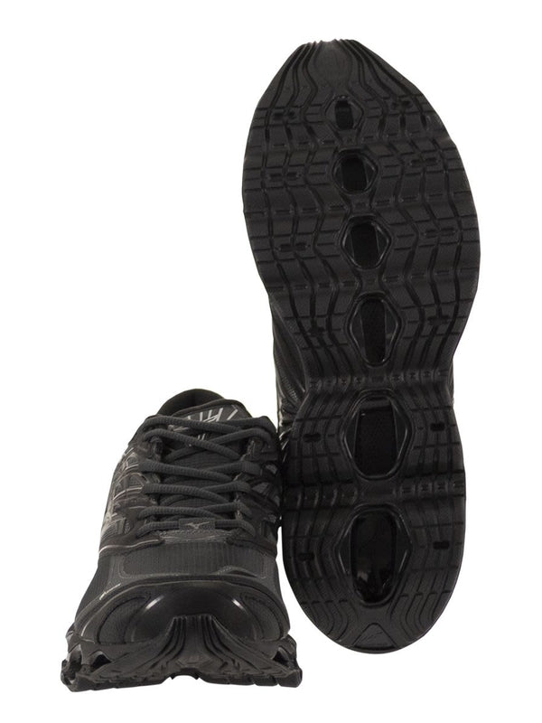 Mizuno Black Low Top Sneakers