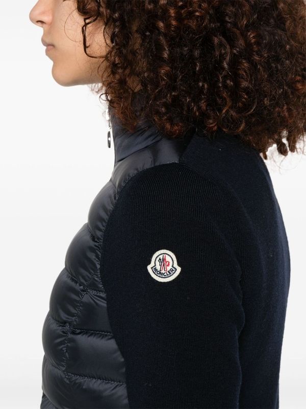 Logo Patch
  High-Neck Knit Padding