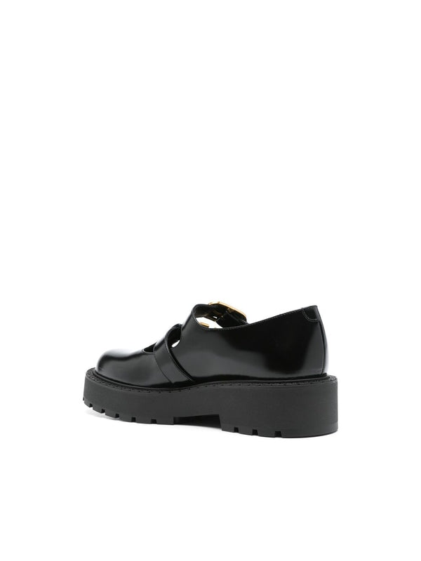 V Logo Buckle Strap Leather Loafer