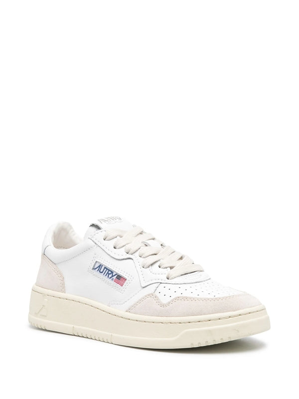 Medalist Low-Top Sneakers