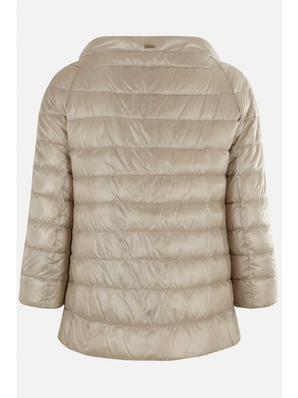 Wide-Neck Quilted Padding