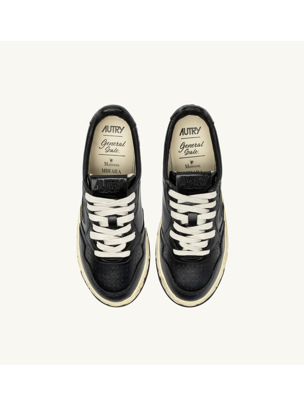 Autry Black Low Top Sneakers