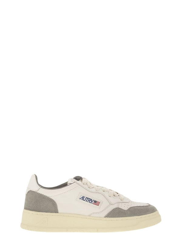 Medalist Low-Top Sneakers