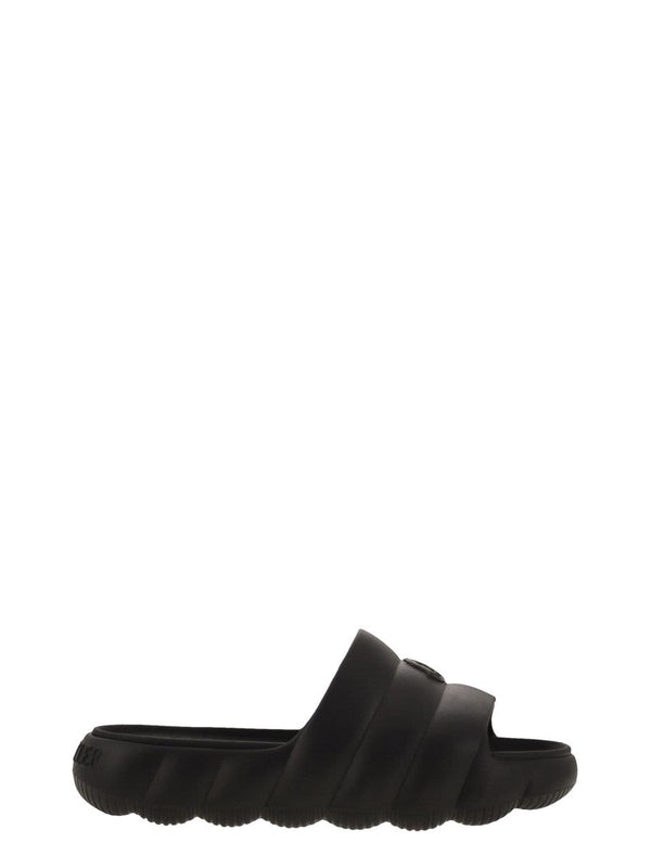 Montclair Black Slides