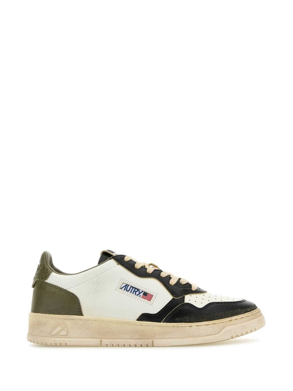 Medalist Low-top Sneakers