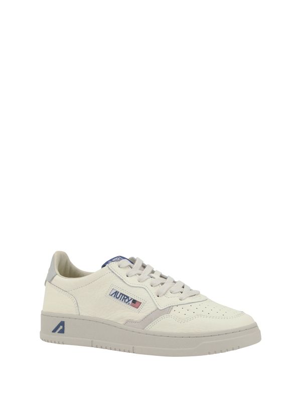 Medalist Low-top Sneakers