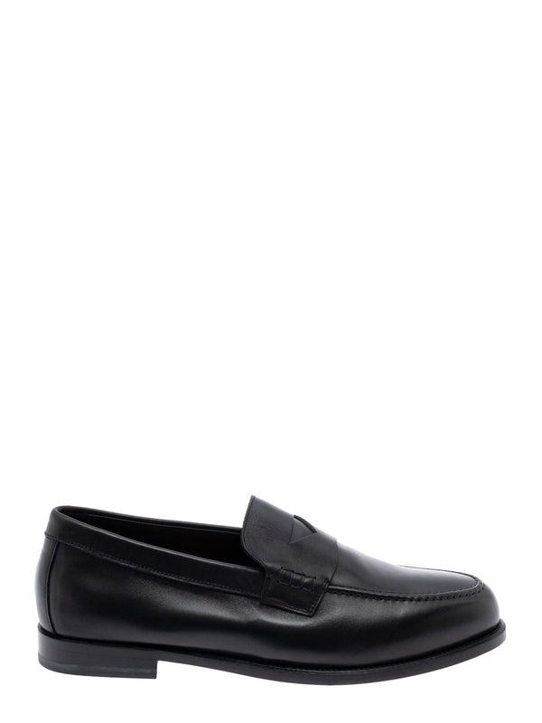 Doucal'S Black Loafers