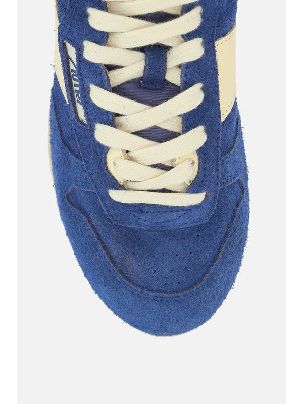 Windspin Low Top Sneakers