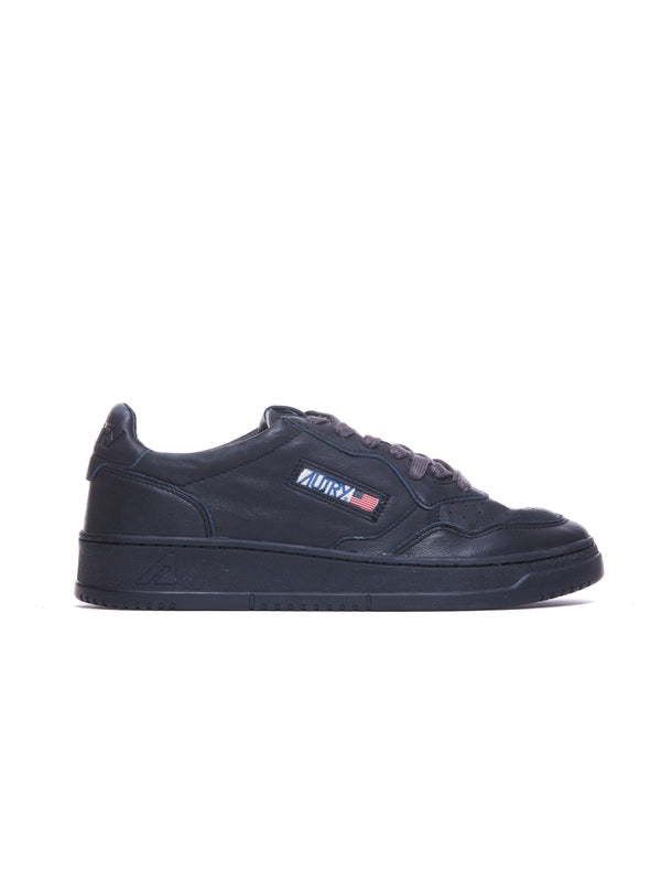 Medalist Lowtop Sneakers