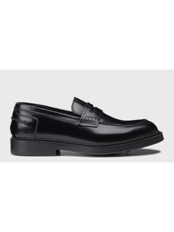 Doucal'S Black Loafers