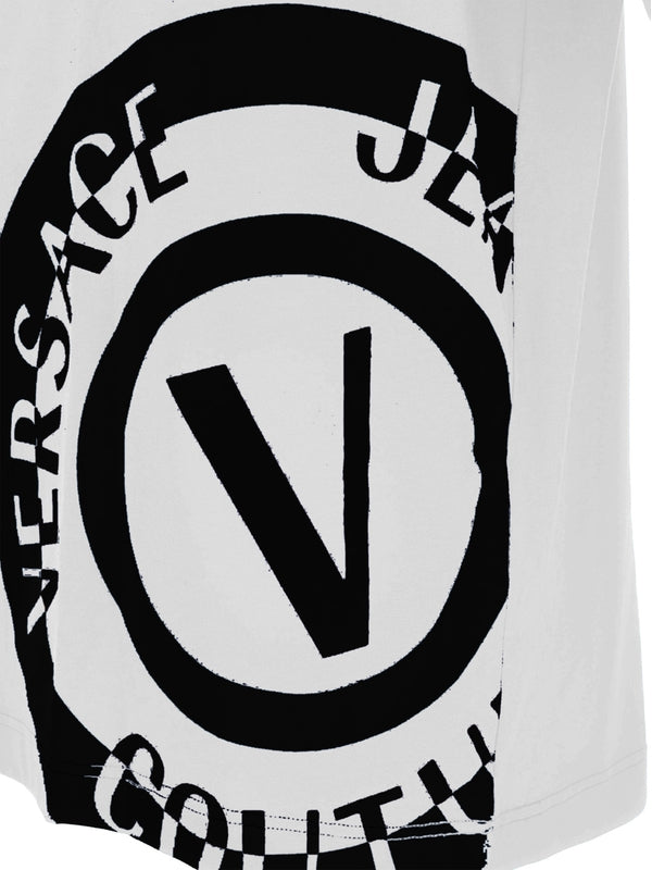 V Emblem Printing Short Sleeve T-Shirt