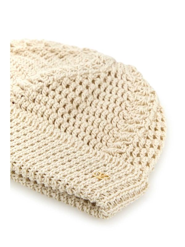 V Logo Detail Cotton Beanie