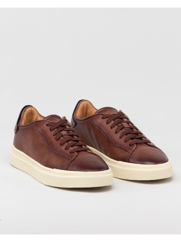 Logo Tab Leather Lowtop Sneakers