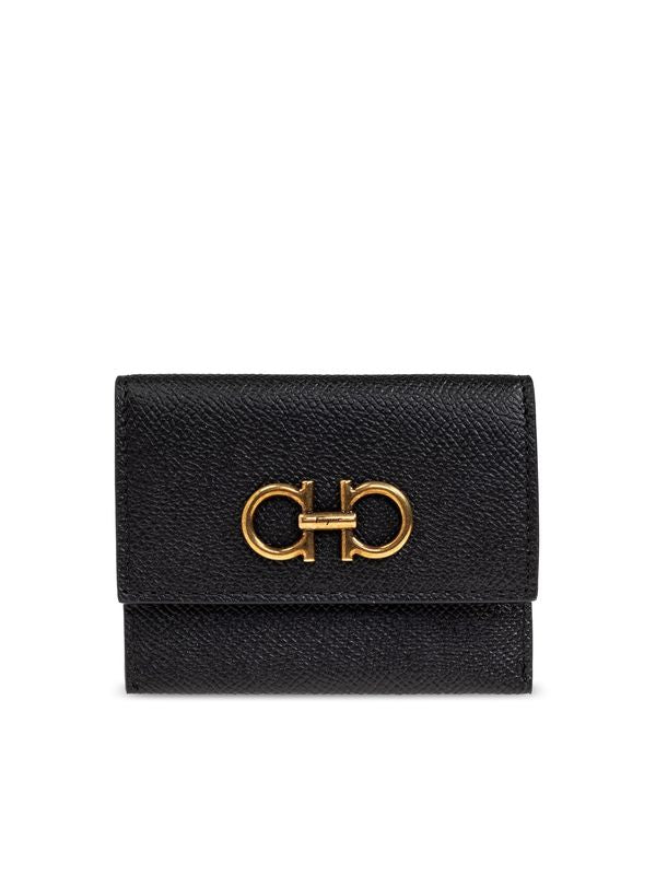 Gancini Logo
  Decorated Leather Card Holder