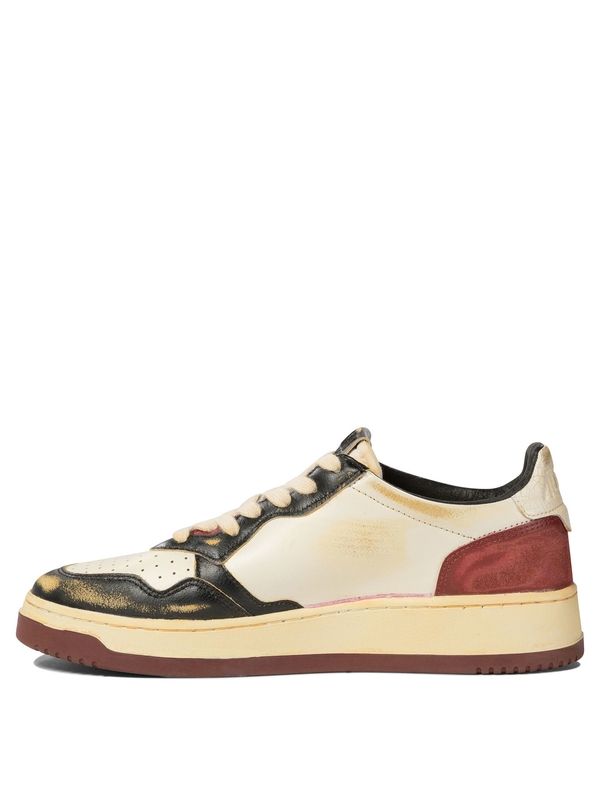 Super Vintage Medalist Sneakers