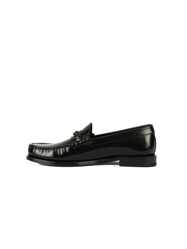 Triomphe Accent Leather Loafer