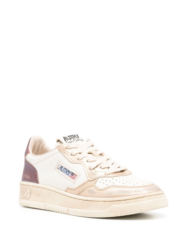 AVLW/MT04 Low Top Sneakers