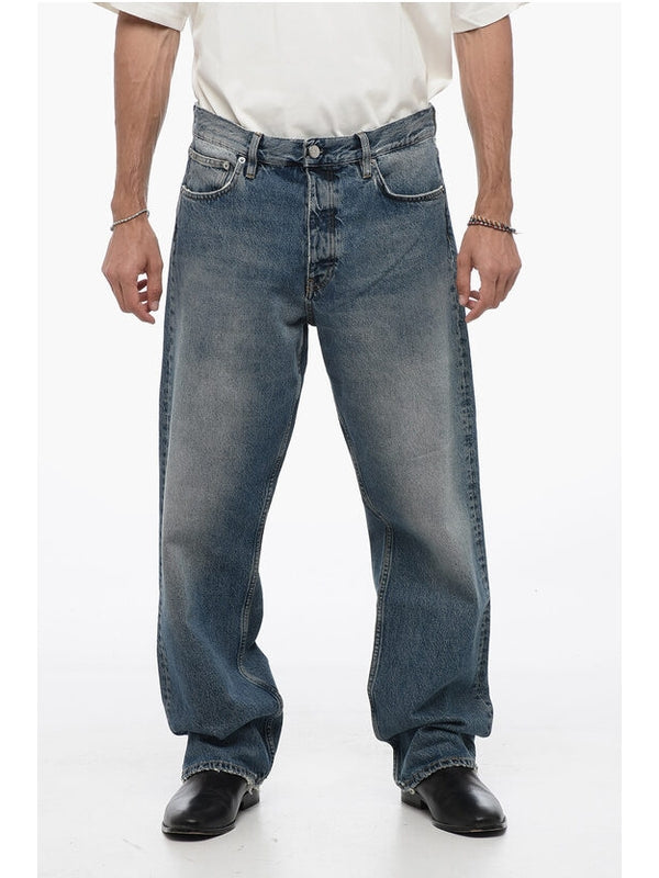 ストレートデニムパンツ