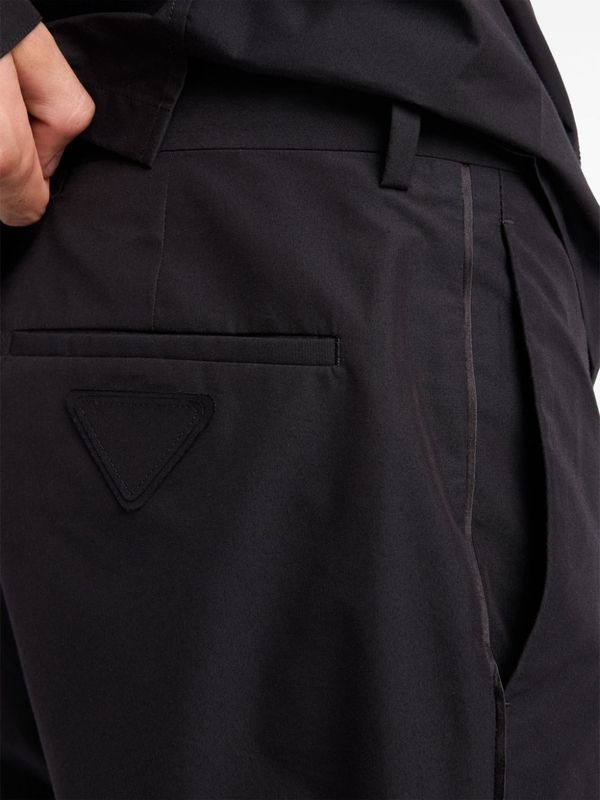 Back Triangle Logo Straight
  Cotton Blend Pants