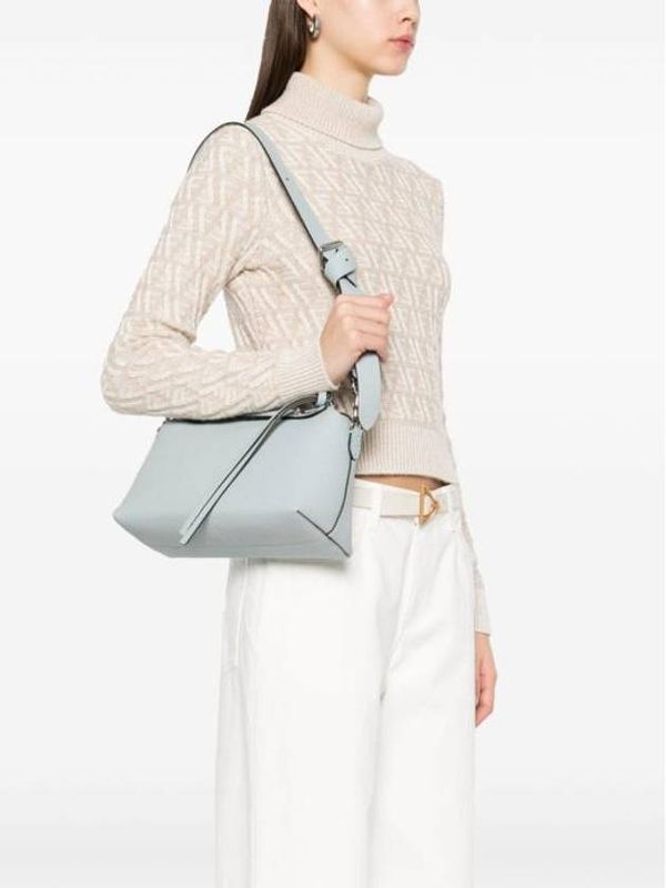 Selleria 192 Medium Tote
  Bags