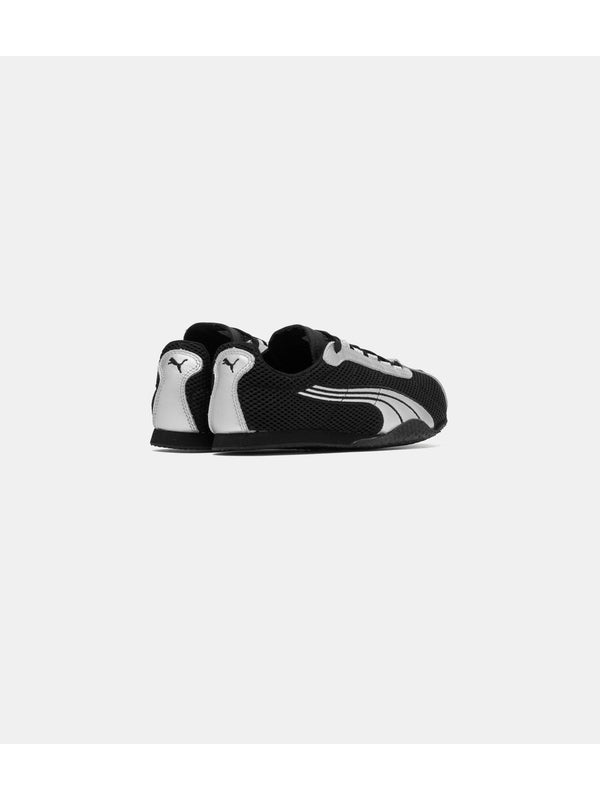 Puma Black Low Top Sneakers