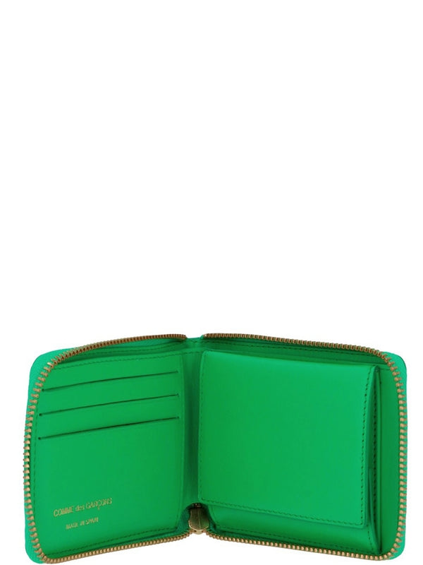 Classic Zip
  Leather Wallet