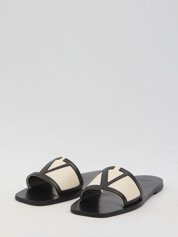 Viva Superstar
  Leather Slide