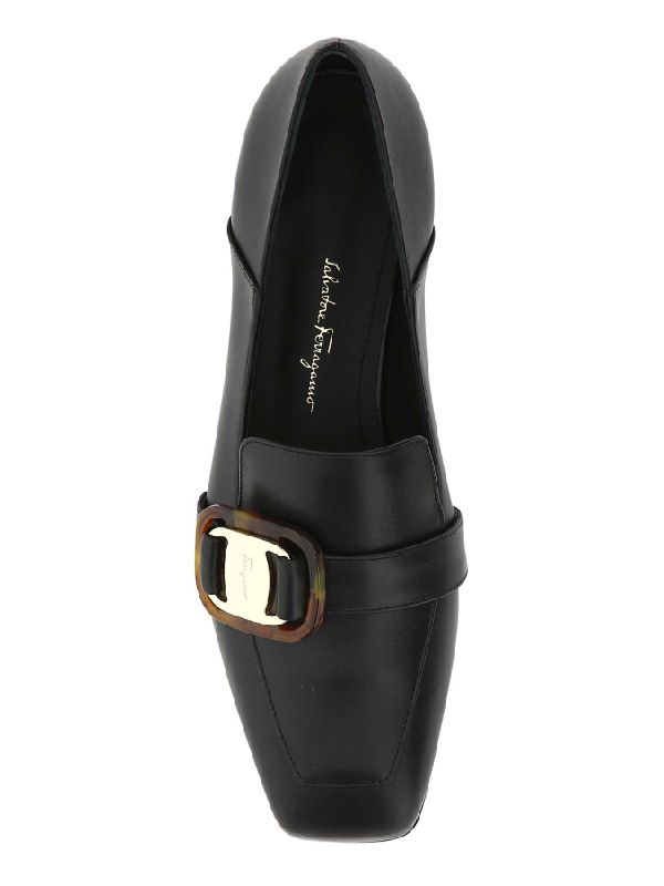 Vara Chain Square Toe Leather Loafers