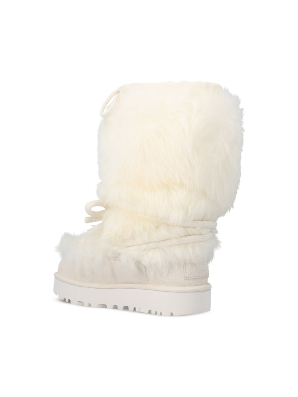 Ugg White Middle Boots