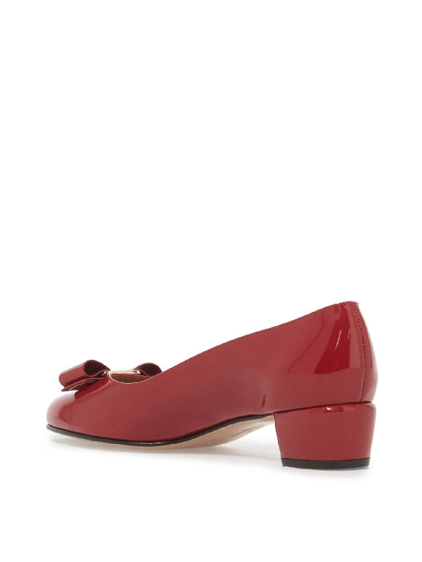 Vara Bow Patent Leather Pumps - Jente