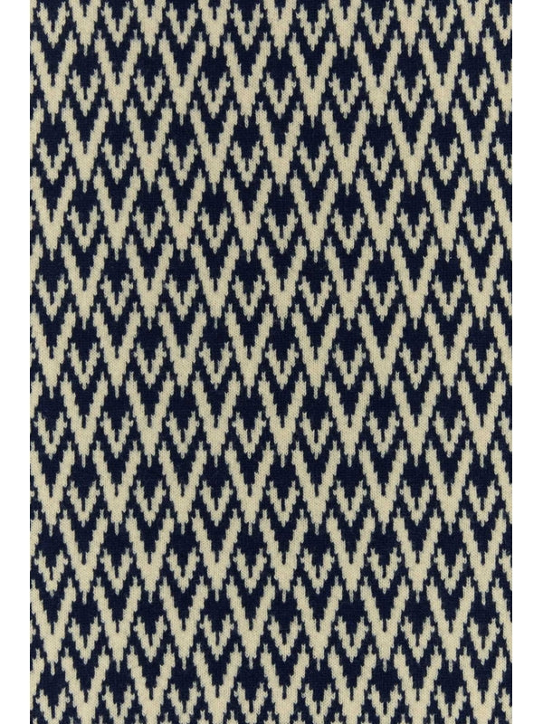 V Pattern Wool Muffler